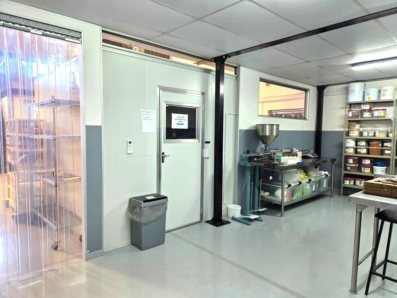 Commercial Property for Sale in Capricorn Western Cape